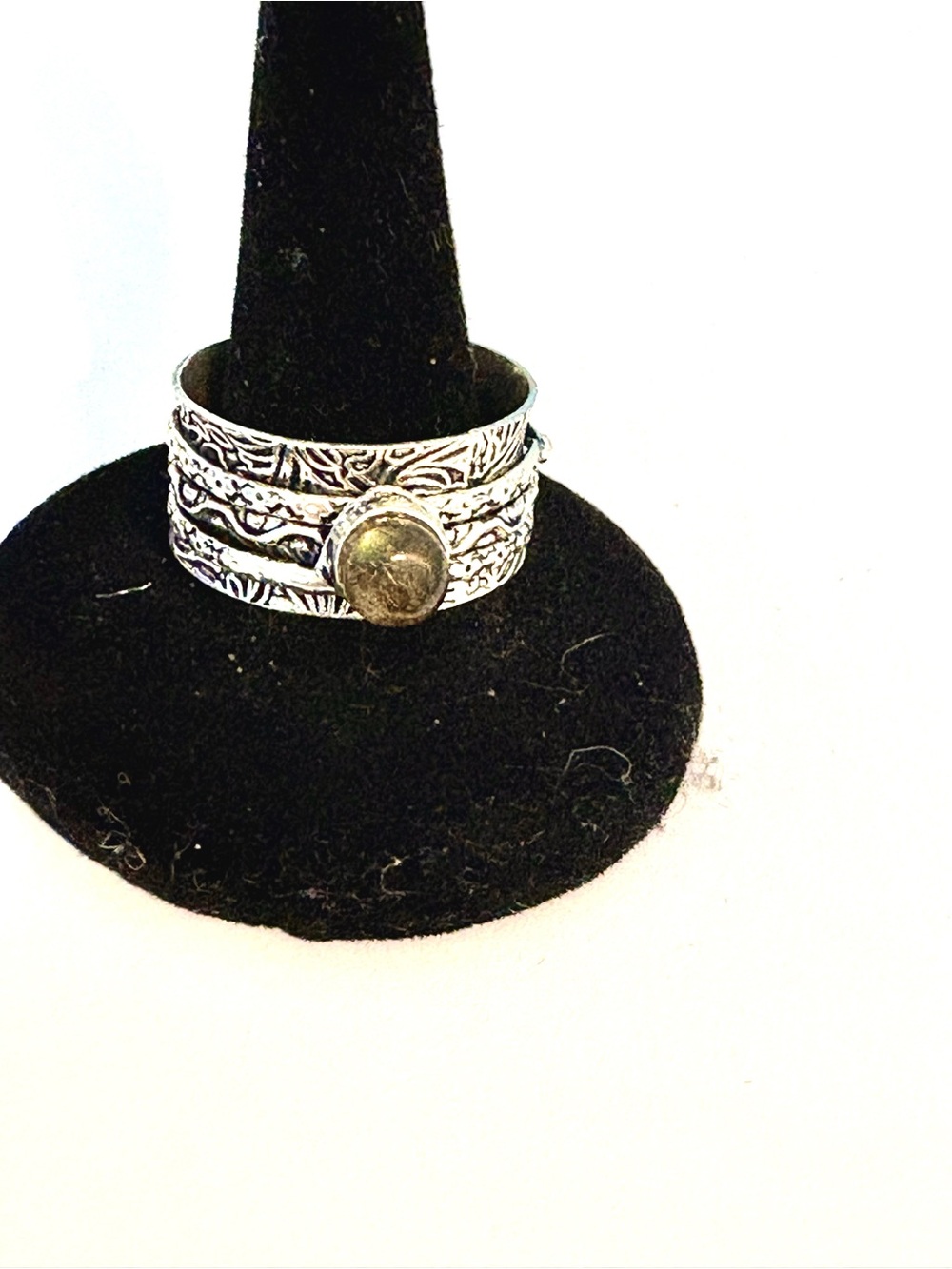 3 band, 925 marked, Labradorite spin ring size, 10